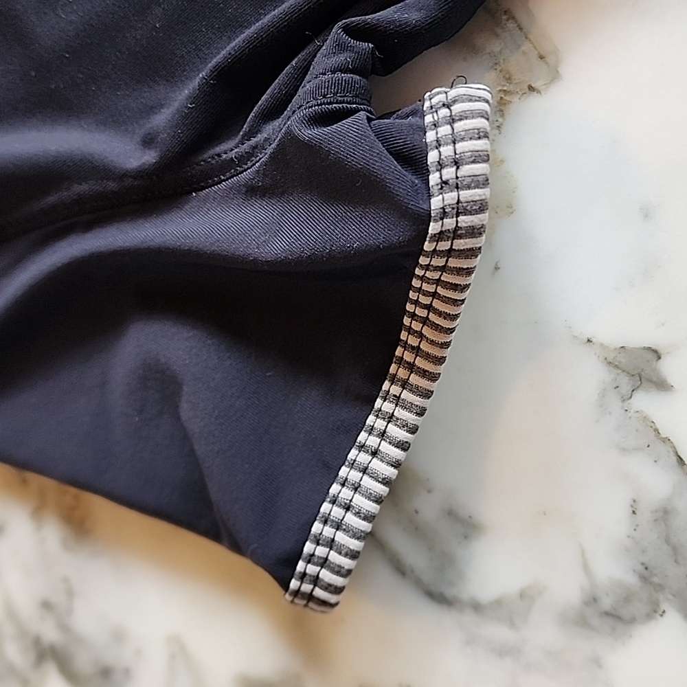 Fendi Roma Made in Italy Navy Polo Shirt Women’s IT 42 Contrast Stripe Trim - Picture 8 of 14